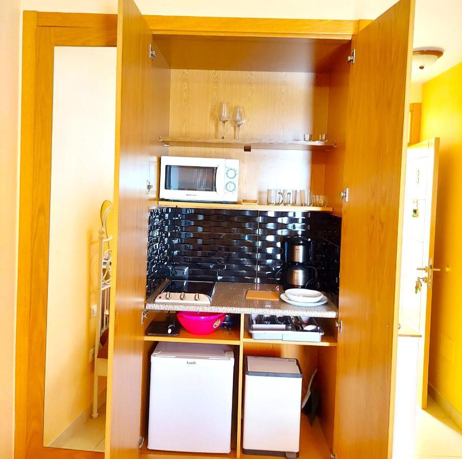 Small Apartment, Adeje House Wifi Free Адехе Екстериор снимка