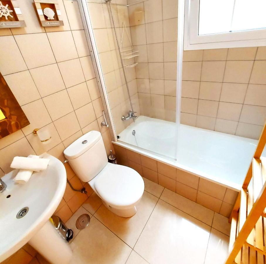 Small Apartment, Adeje House Wifi Free Адехе Екстериор снимка